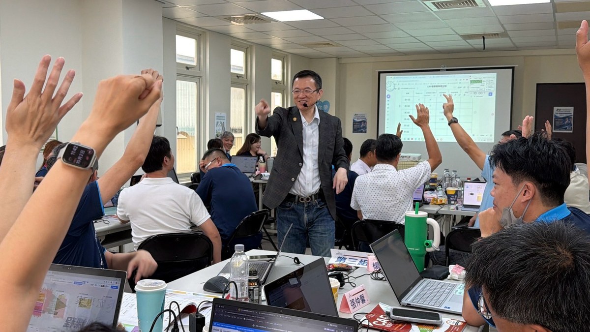 深度民主的投票現場:每個人用手指表達支持程度